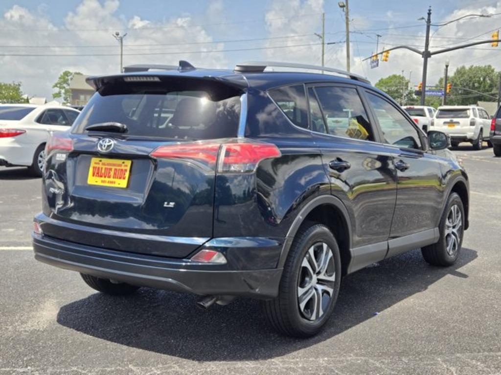 2018 Toyota RAV4 - $15,995