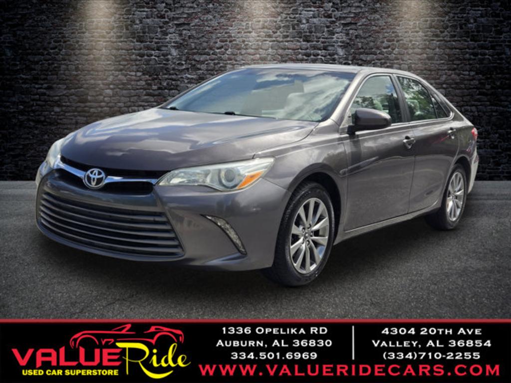 2015 Toyota Camry - $13,995