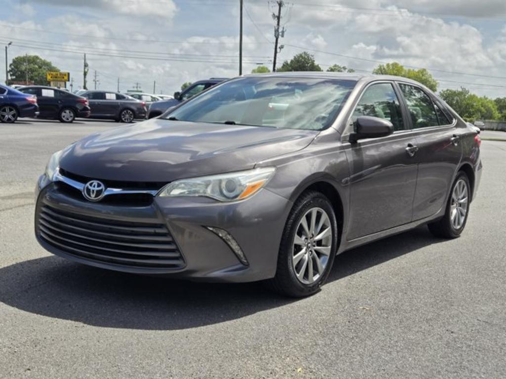 2015 Toyota Camry - $13,995