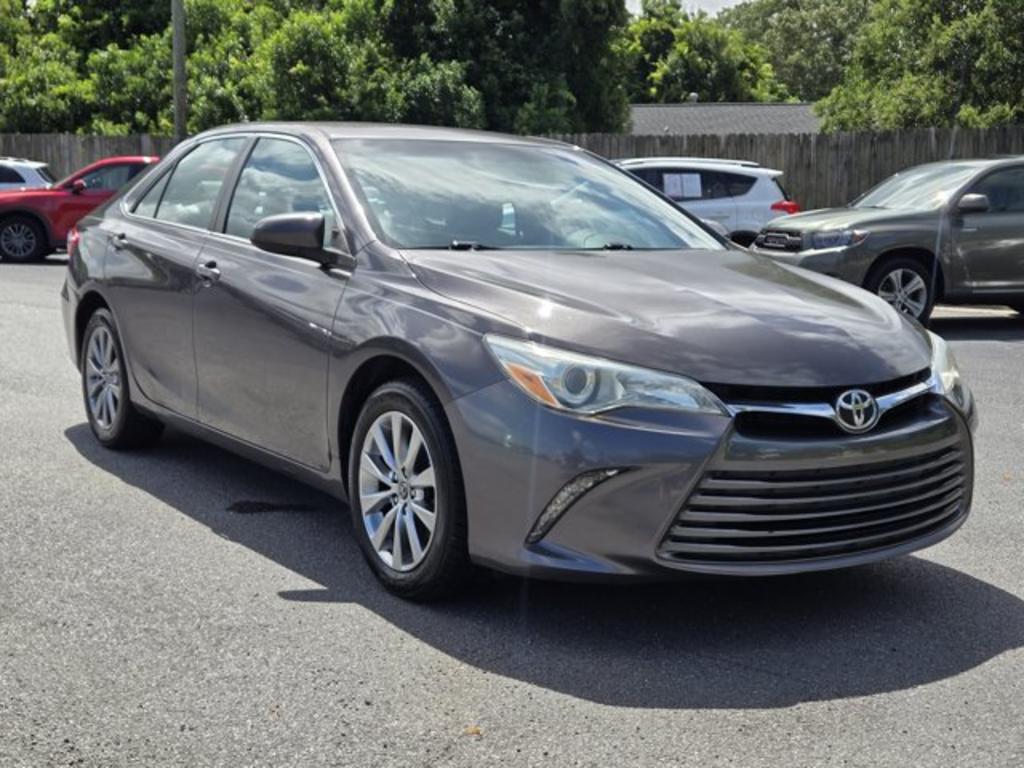 2015 Toyota Camry - $13,995