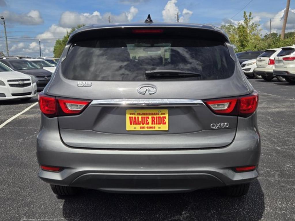 2017 INFINITI QX60 - $13,995
