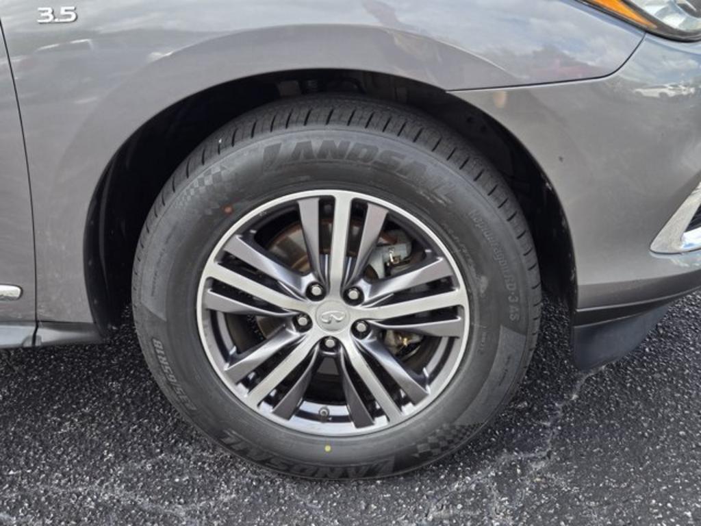 2017 INFINITI QX60 - $13,995