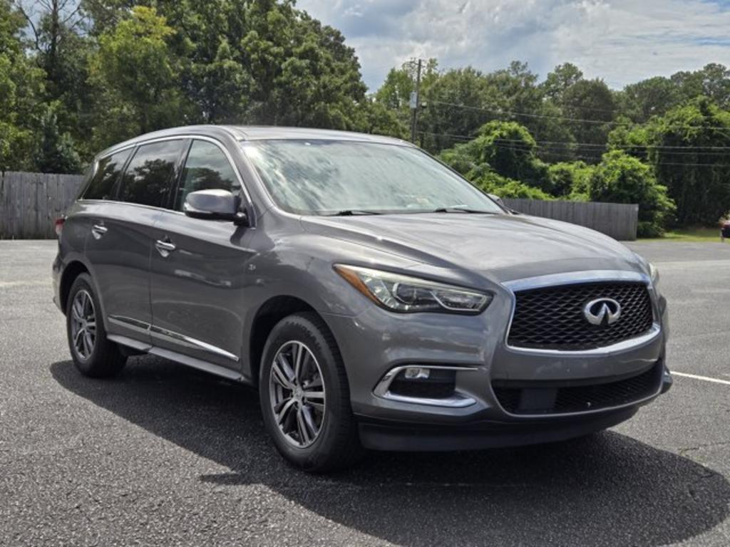 2017 INFINITI QX60 - $13,995