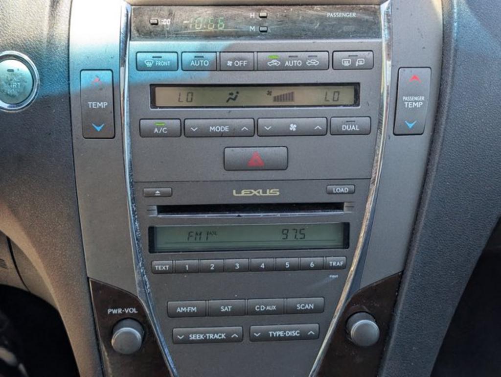 2012 Lexus ES 350 photo