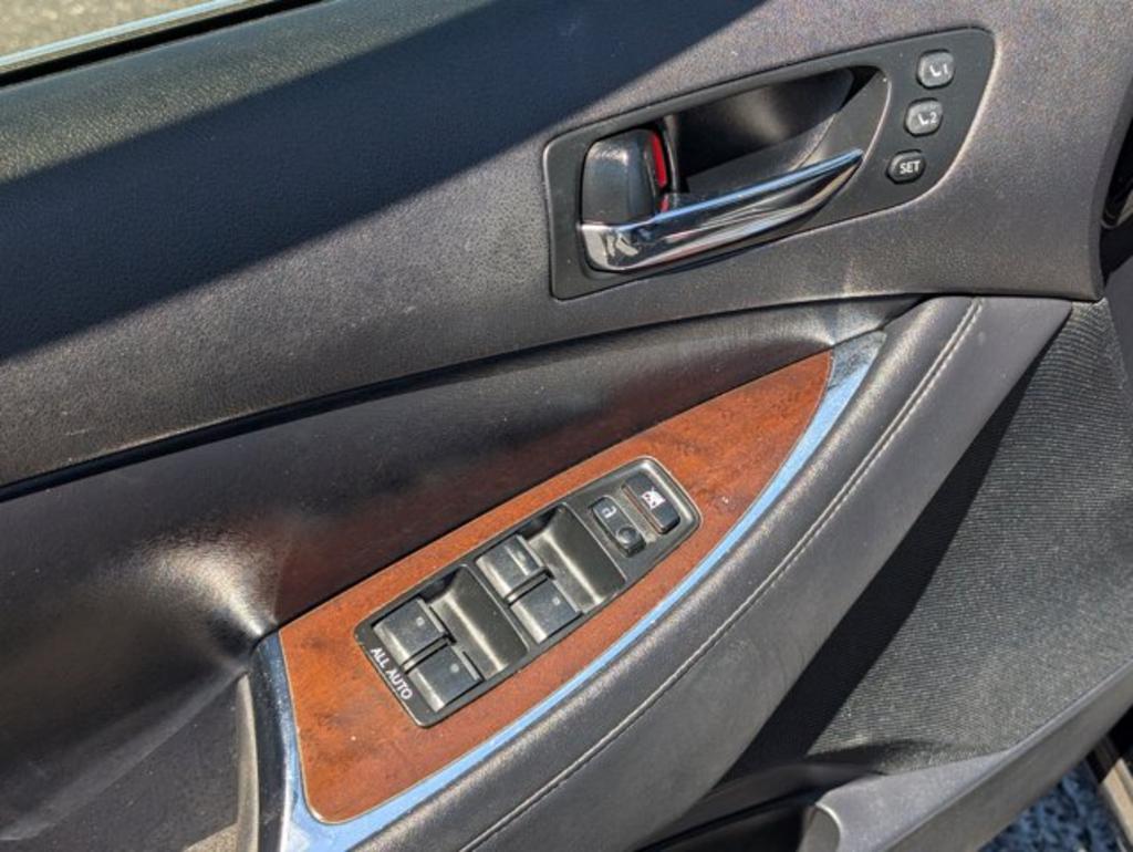 2012 Lexus ES 350 photo
