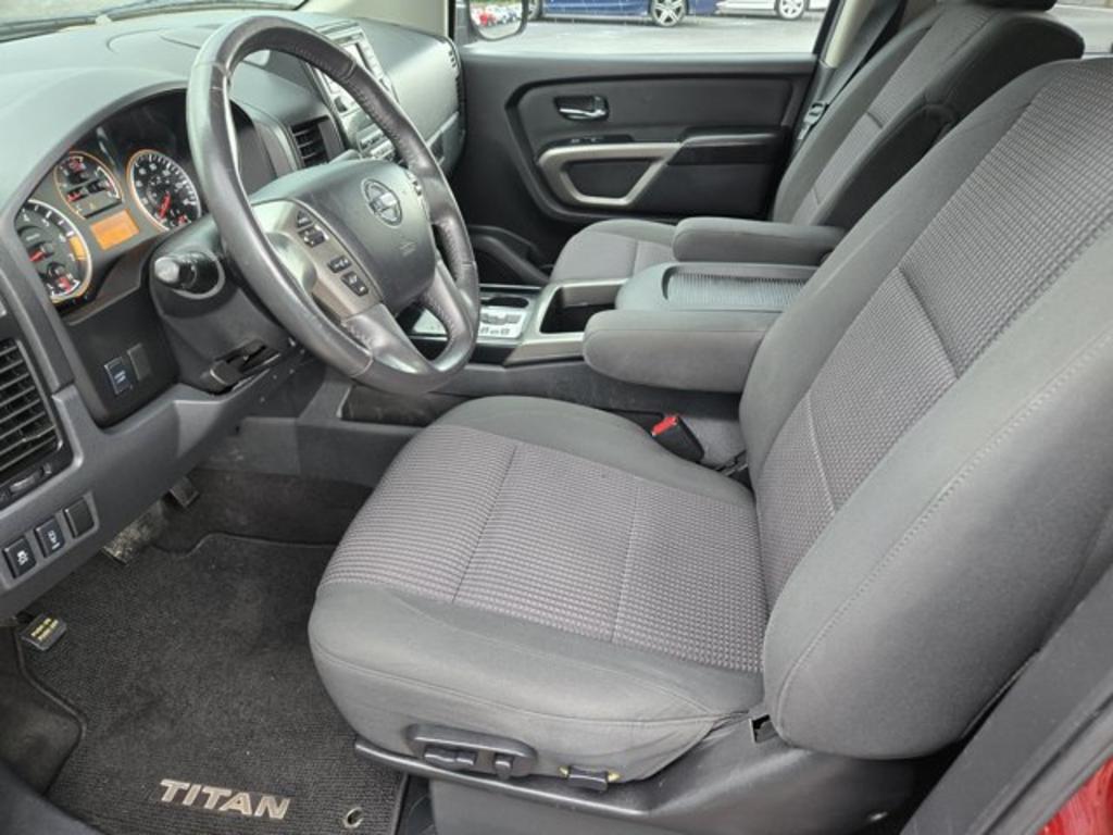 2015 Nissan Titan - $17,995