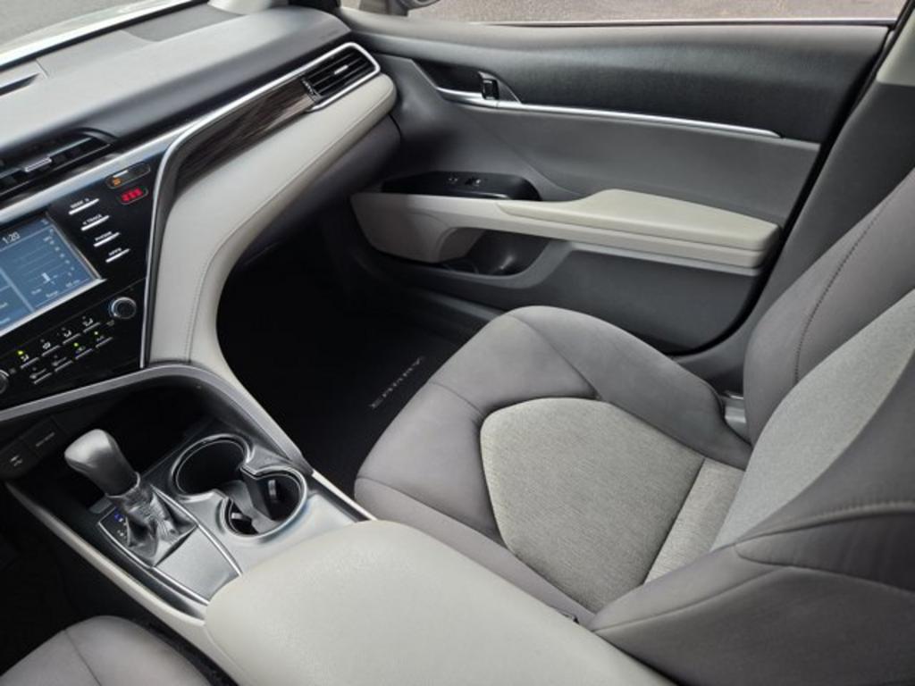 2018 Toyota Camry - $14,995