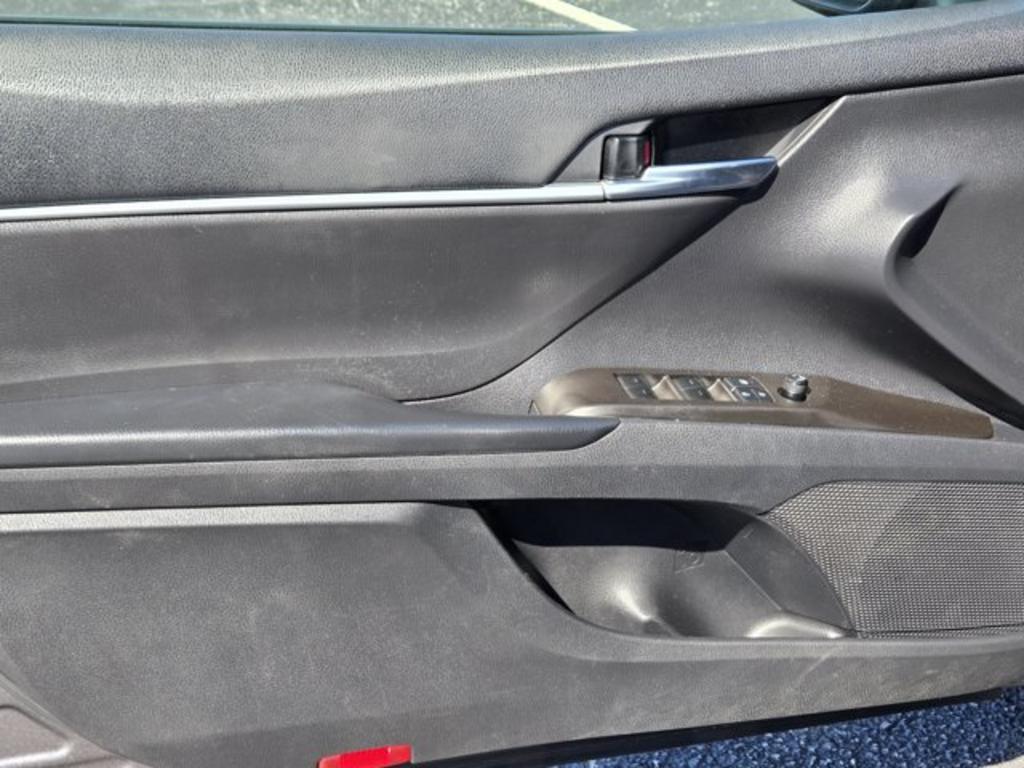 2022 Toyota Camry - $15,995