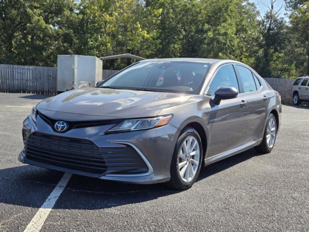 2022 Toyota Camry - $15,995