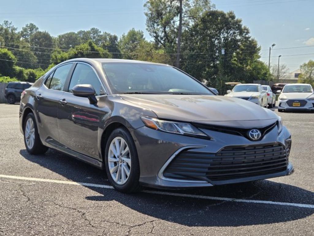 2022 Toyota Camry - $15,995