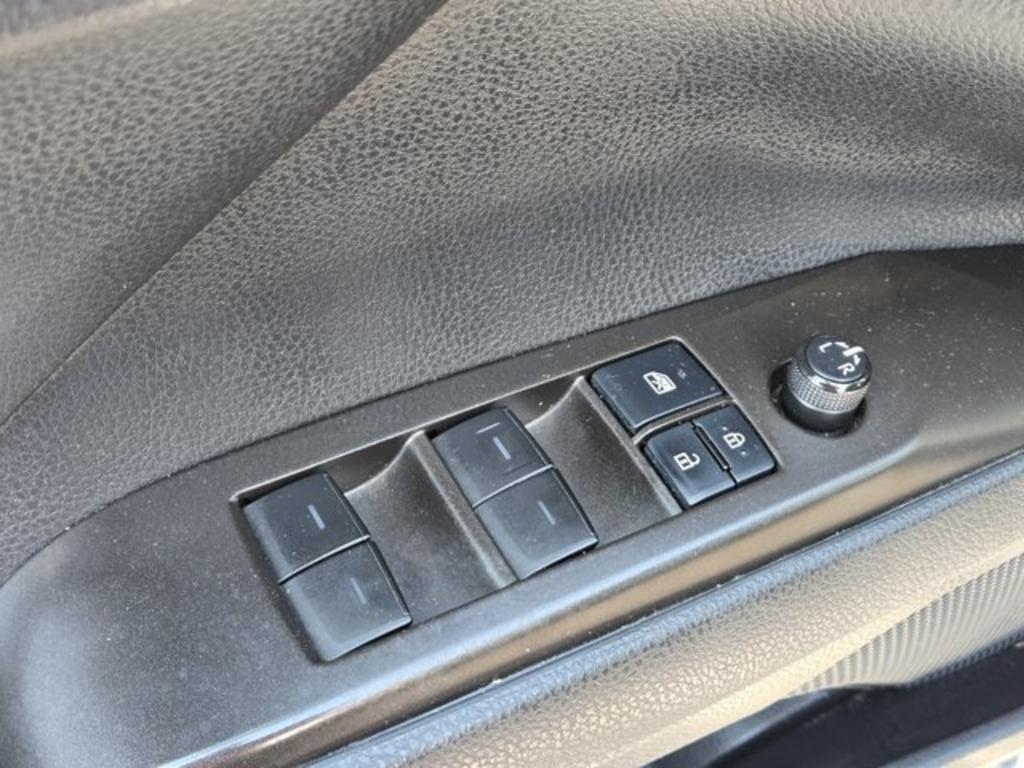 2022 Toyota Camry - $15,995
