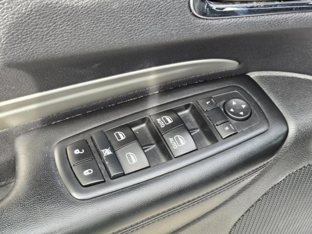 2017 Dodge Durango - $12,995