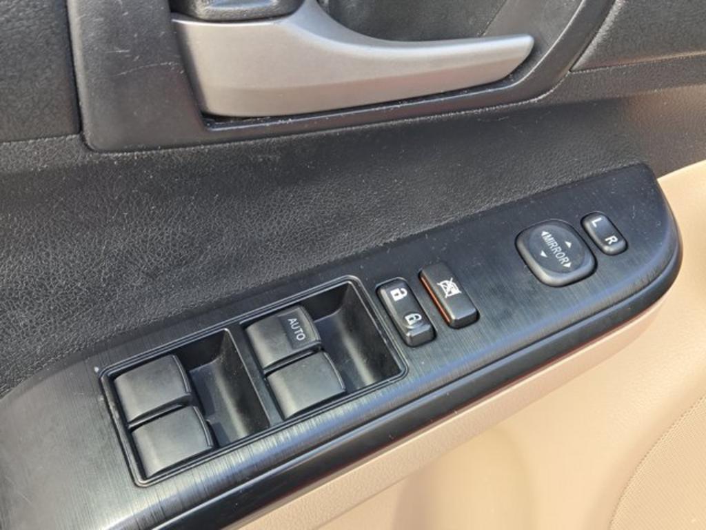 2014 Toyota Camry - $10,995