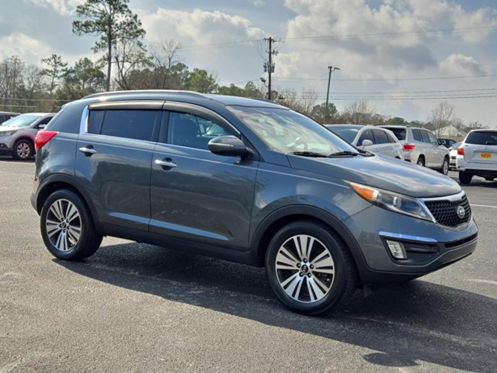 2015 Kia Sportage - $10,995