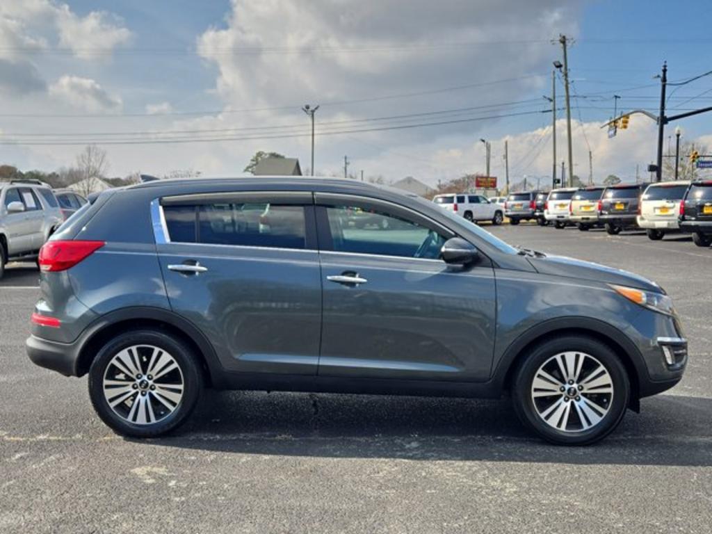 2015 Kia Sportage - $10,995