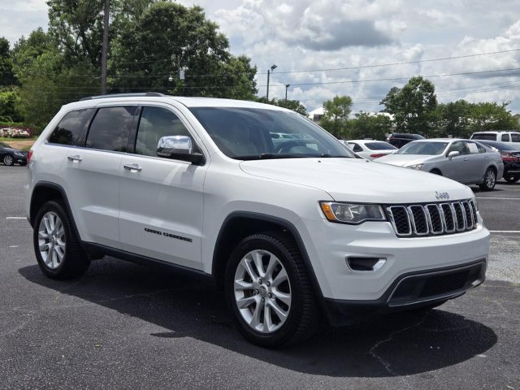 2017 Jeep Cherokee - $12,995