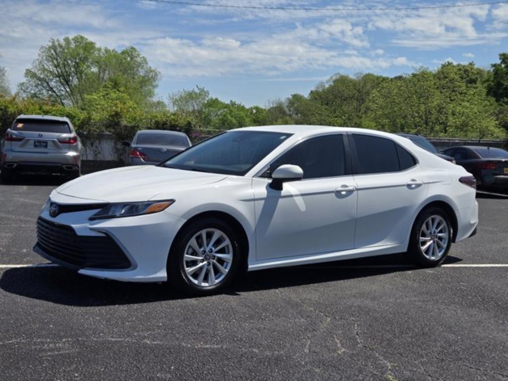 2023 Toyota Camry - $18,995