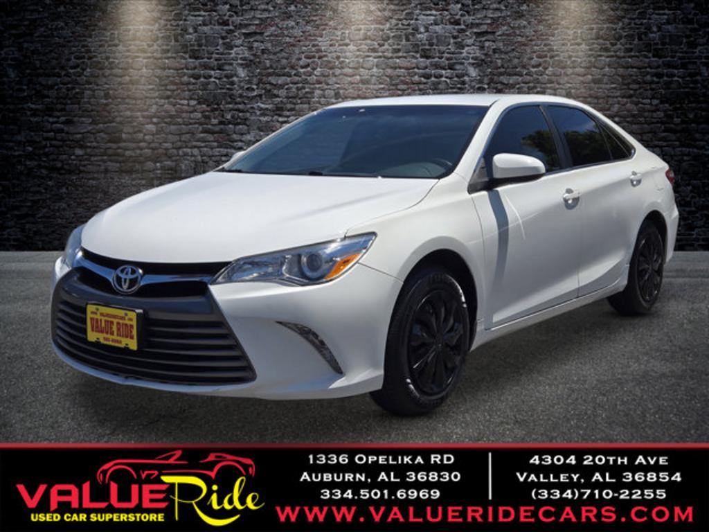 2017 Toyota Camry - $13,995