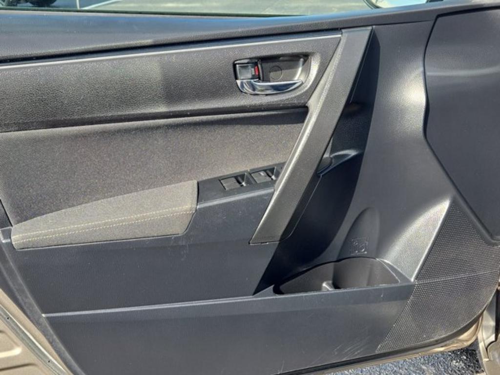 2017 Toyota Corolla - $13,995