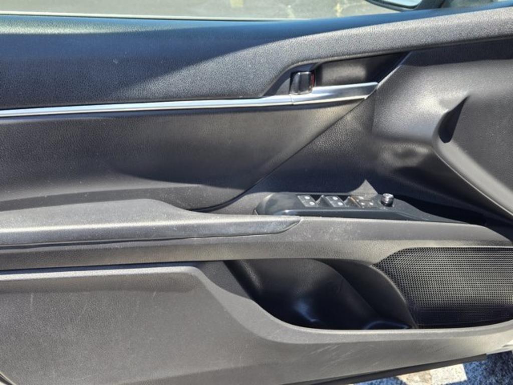 2020 Toyota Camry - $16,995