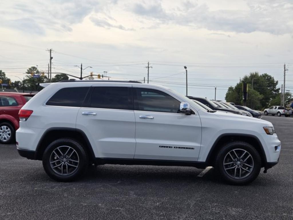 2017 Jeep Cherokee - $12,995