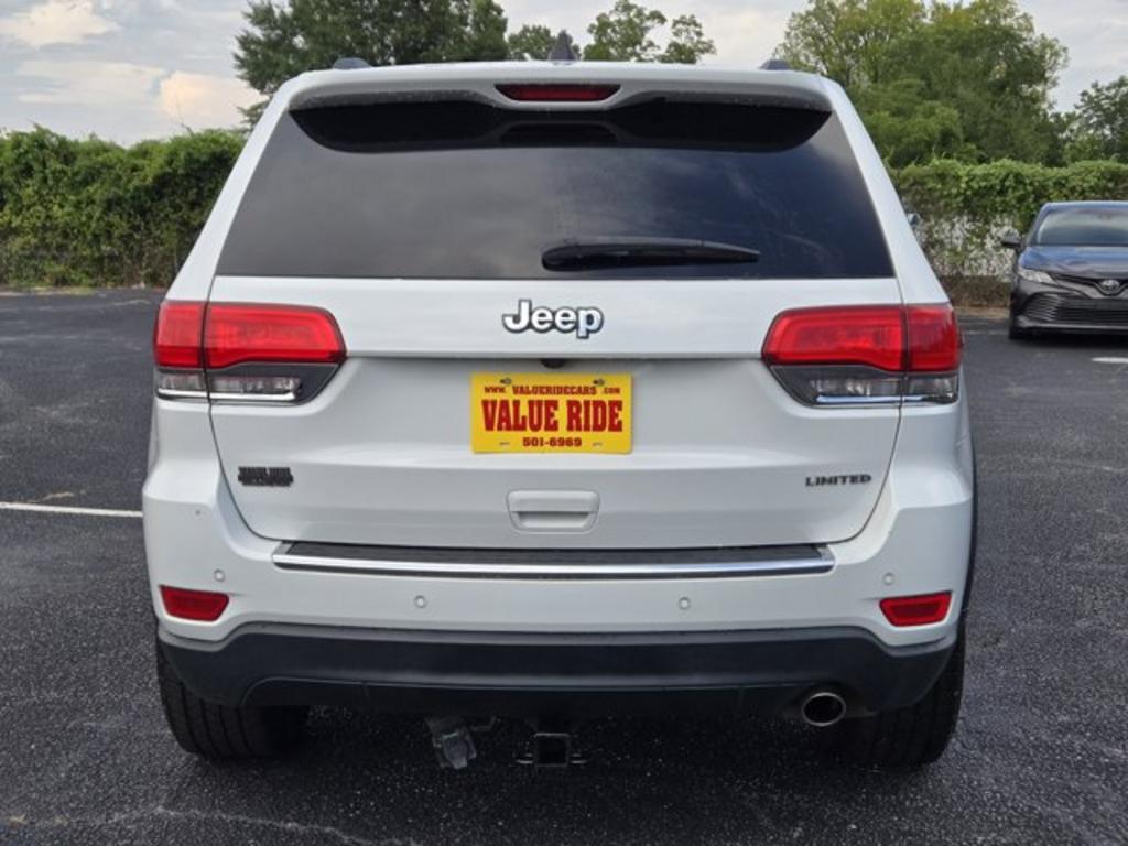 2017 Jeep Cherokee - $12,995