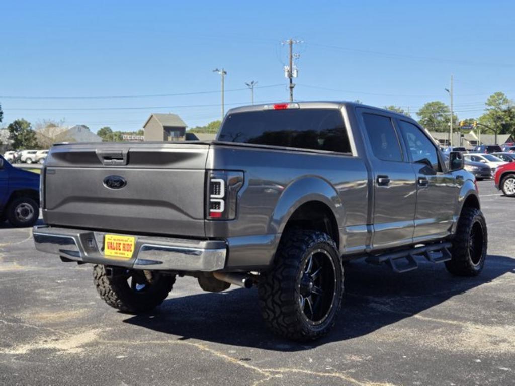 2017 Ford F-150 - $19,995