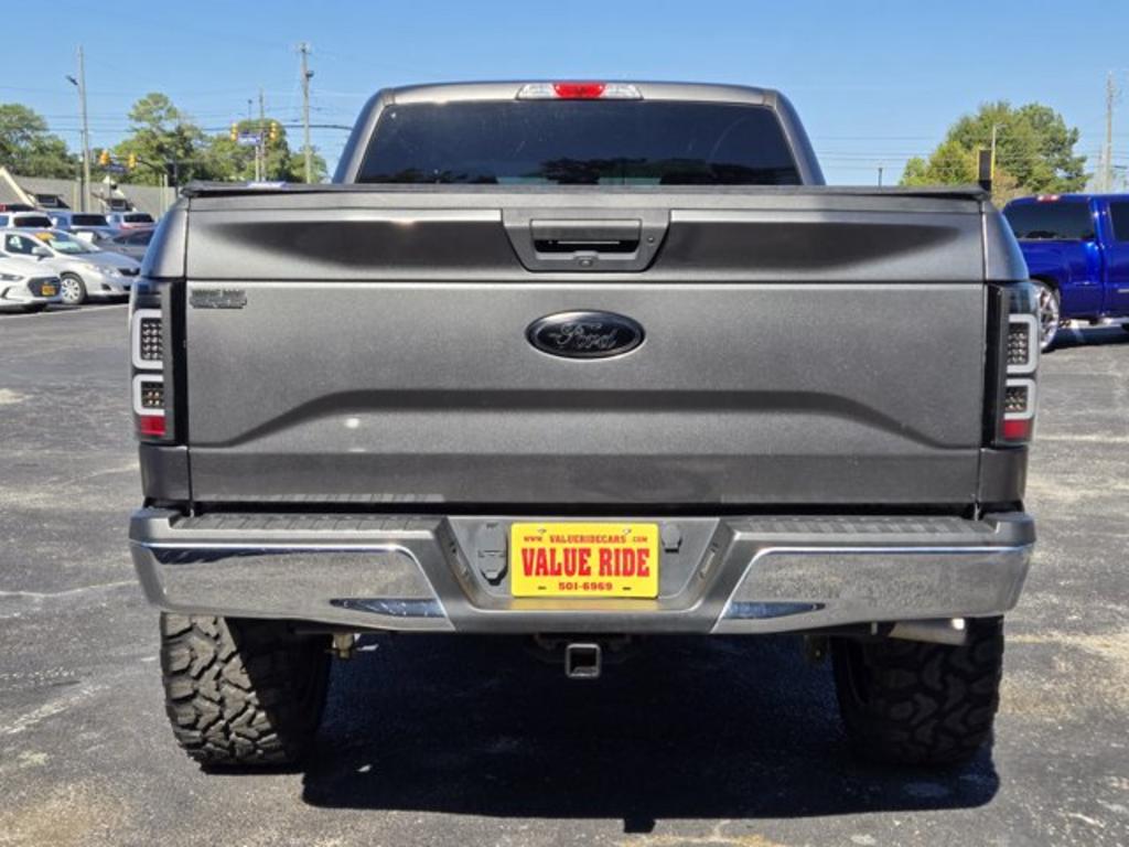 2017 Ford F-150 - $19,995