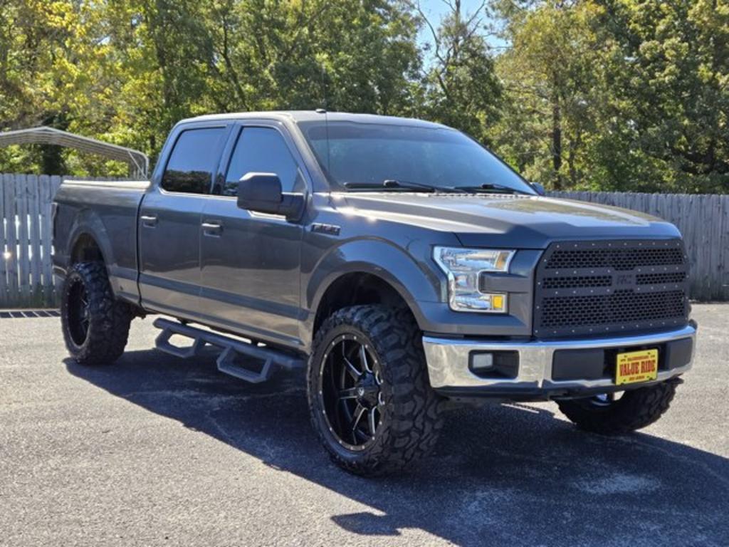 2017 Ford F-150 - $19,995