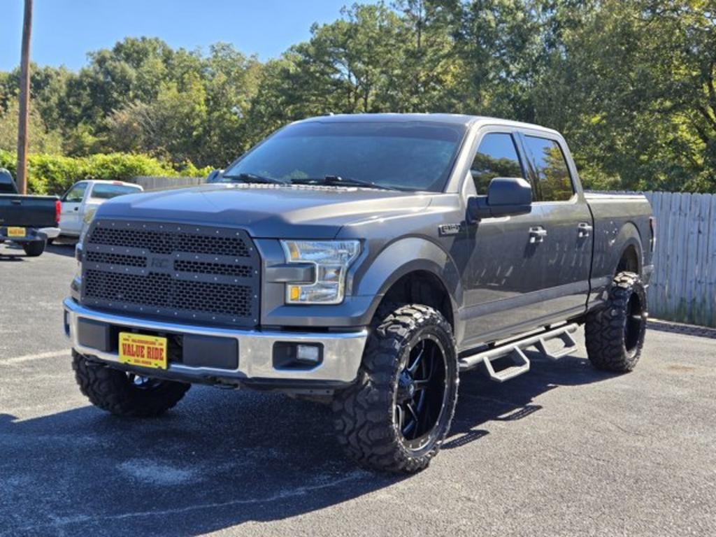 2017 Ford F-150 - $19,995