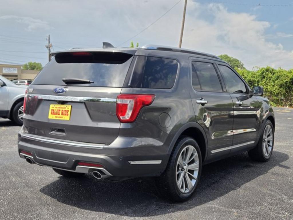 2018 Ford Explorer - $13,995