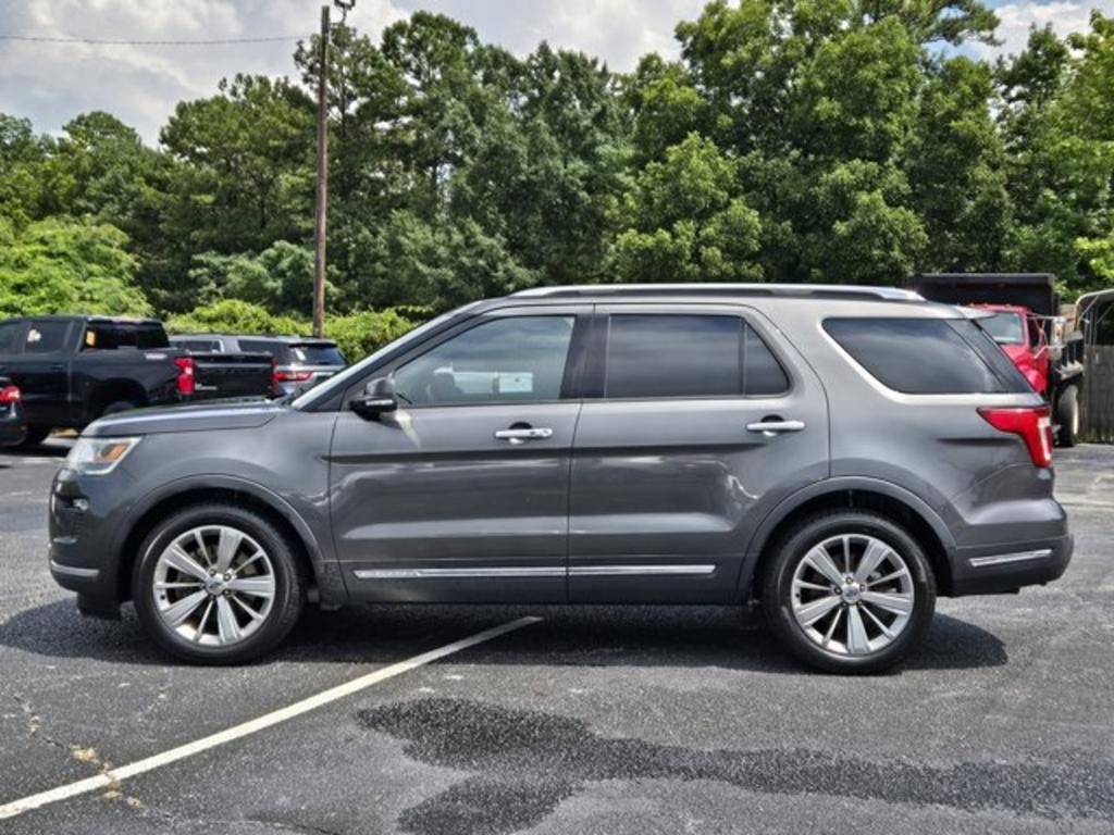 2018 Ford Explorer - $13,995