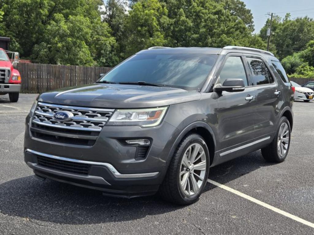 2018 Ford Explorer - $13,995