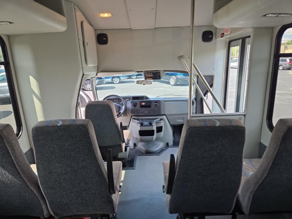 2010 Ford E-450 - $23,995