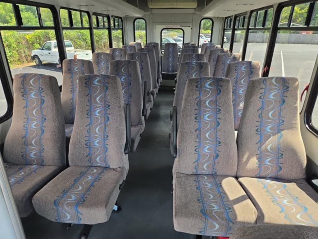 2010 Ford E-450 - $23,995