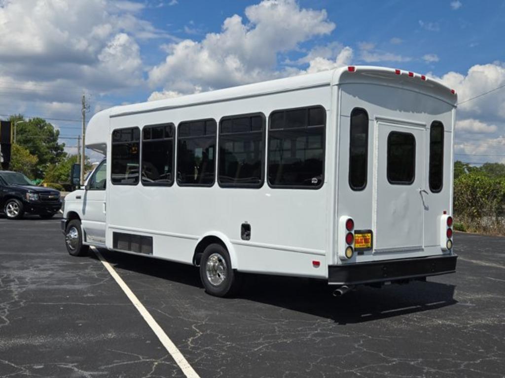 2010 Ford E-450 - $23,995