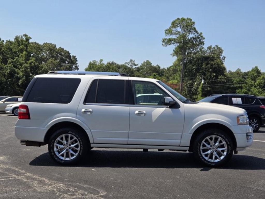 2017 Ford Expedition - $10,995