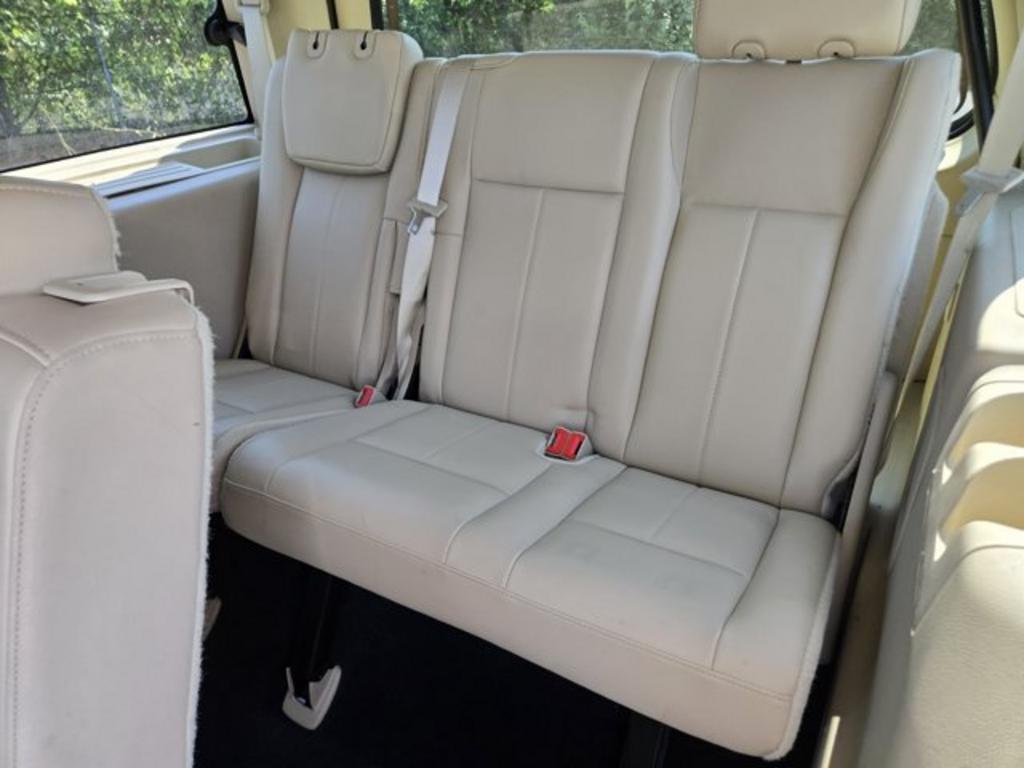 2017 Ford Expedition - $10,995