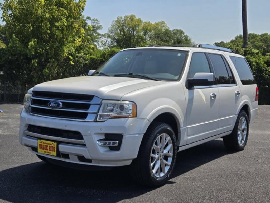 2017 Ford Expedition - $10,995