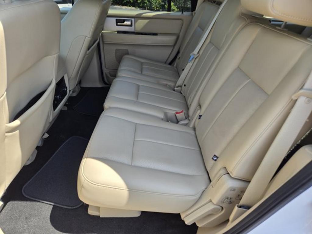 2017 Ford Expedition - $10,995