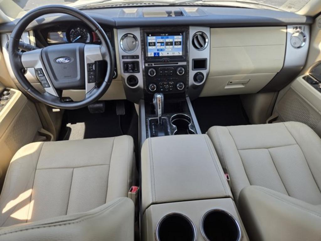 2017 Ford Expedition - $10,995