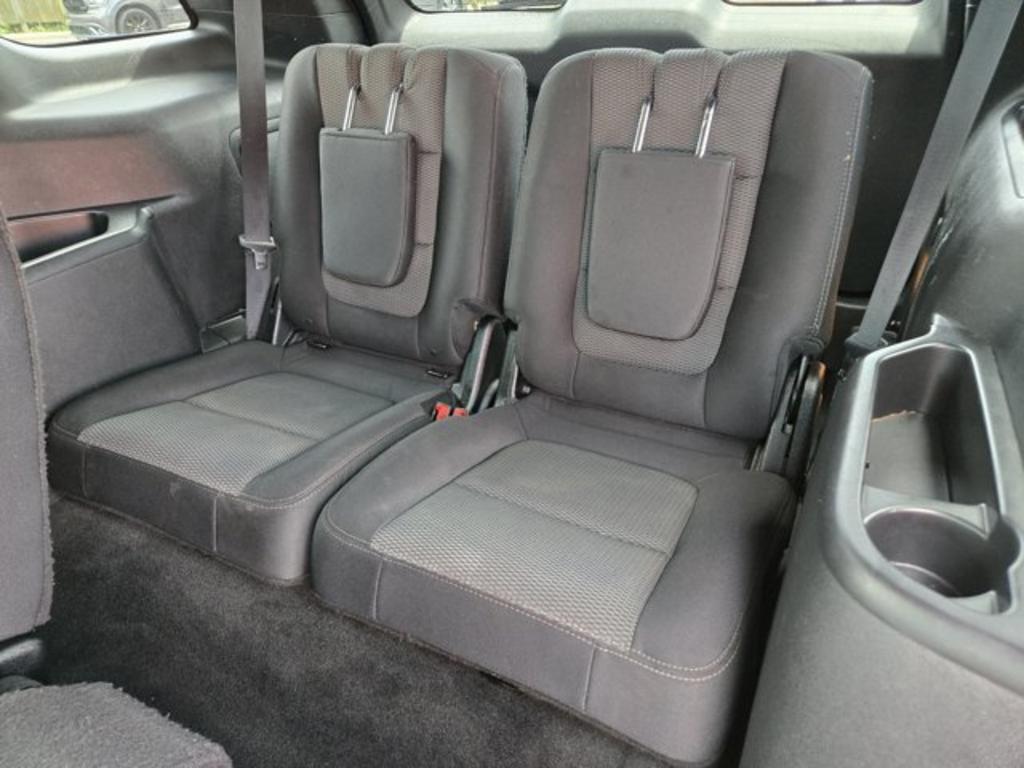 2017 Ford Explorer - $11,995