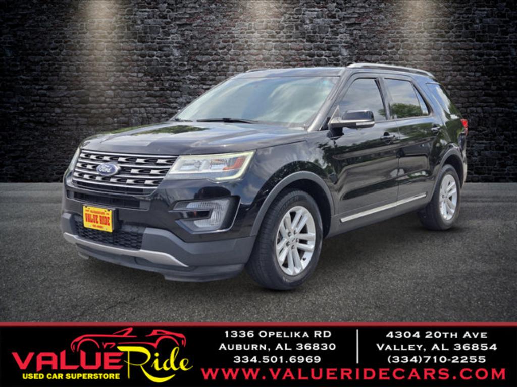 2017 Ford Explorer - $11,995