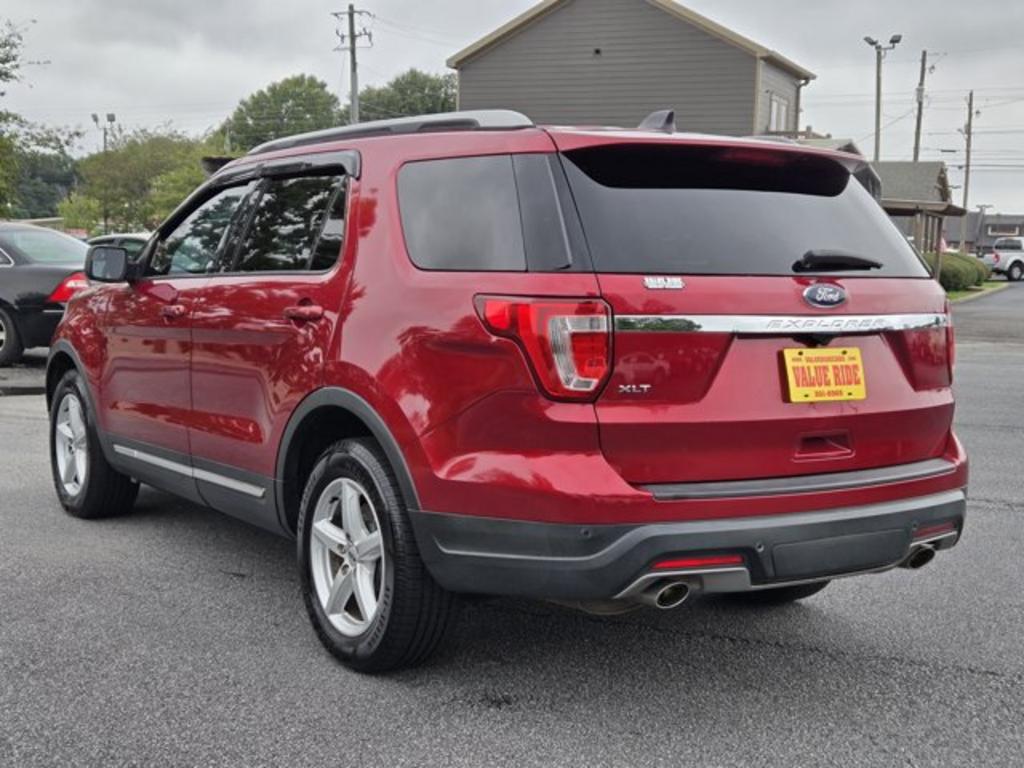 2018 Ford Explorer - $16,995