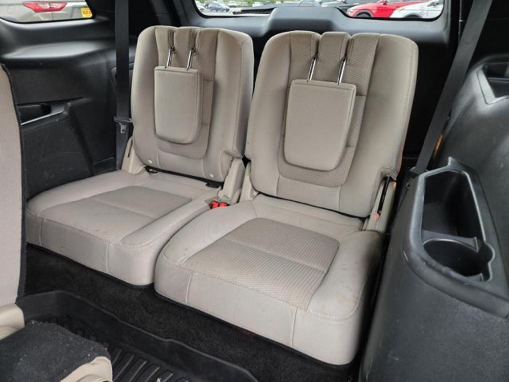 2018 Ford Explorer - $16,995