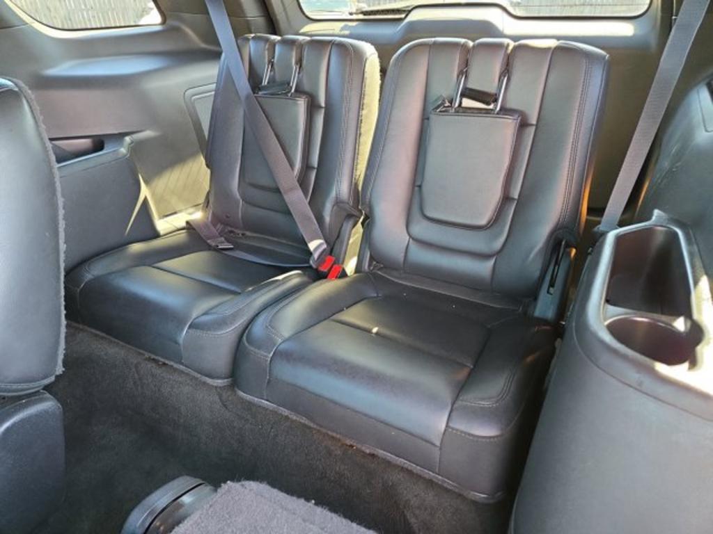 2015 Ford Explorer - $11,995