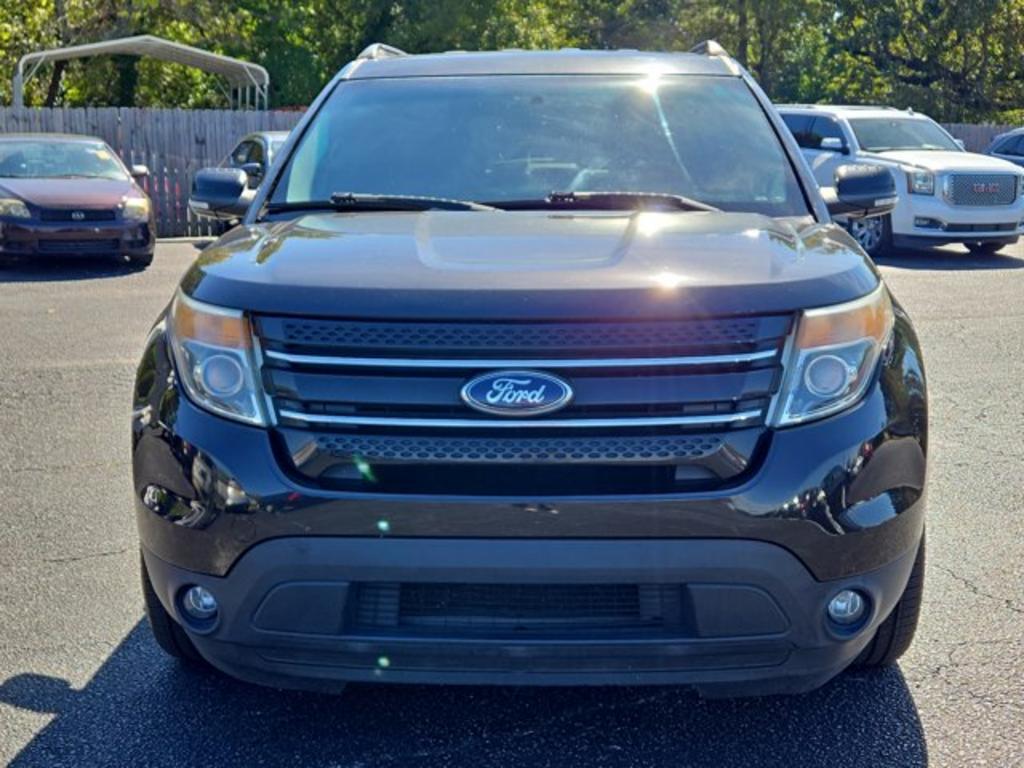2015 Ford Explorer - $11,995