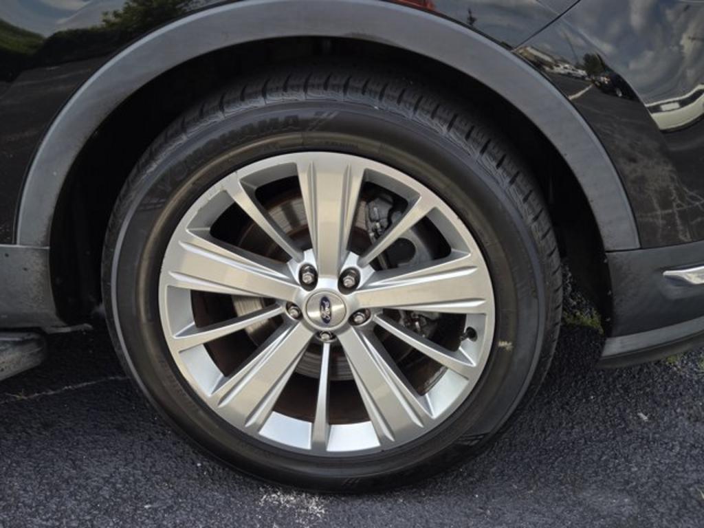 2018 Ford Explorer - $14,995