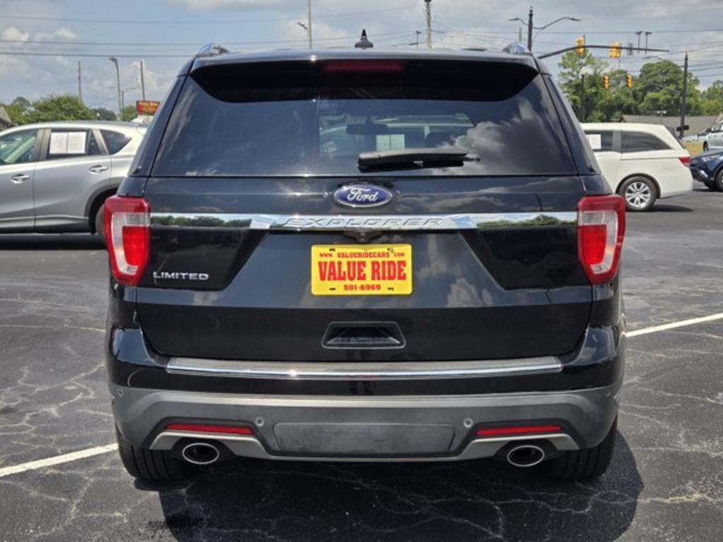 2018 Ford Explorer - $14,995