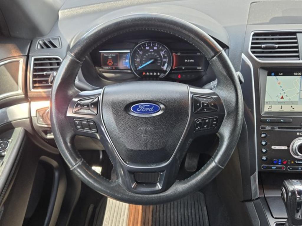 2018 Ford Explorer - $14,995